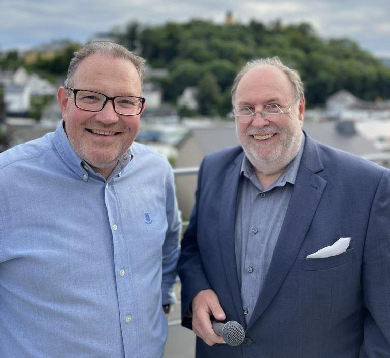 Timo Quernes (links im Bild) hat bei "Gebrauchten des notwendigen Durchblick 